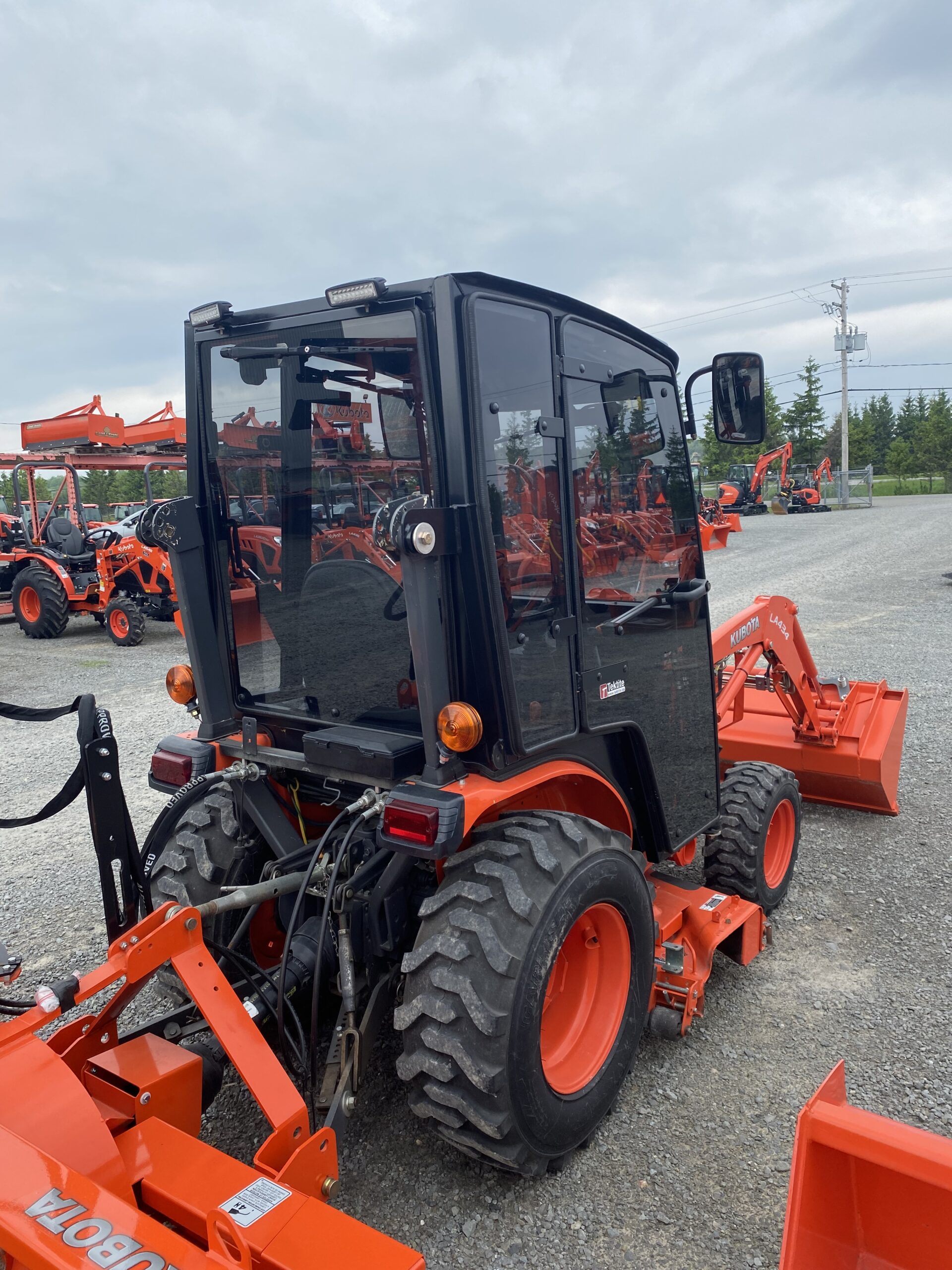 KUBOTA B2601HSD (ID 12466)