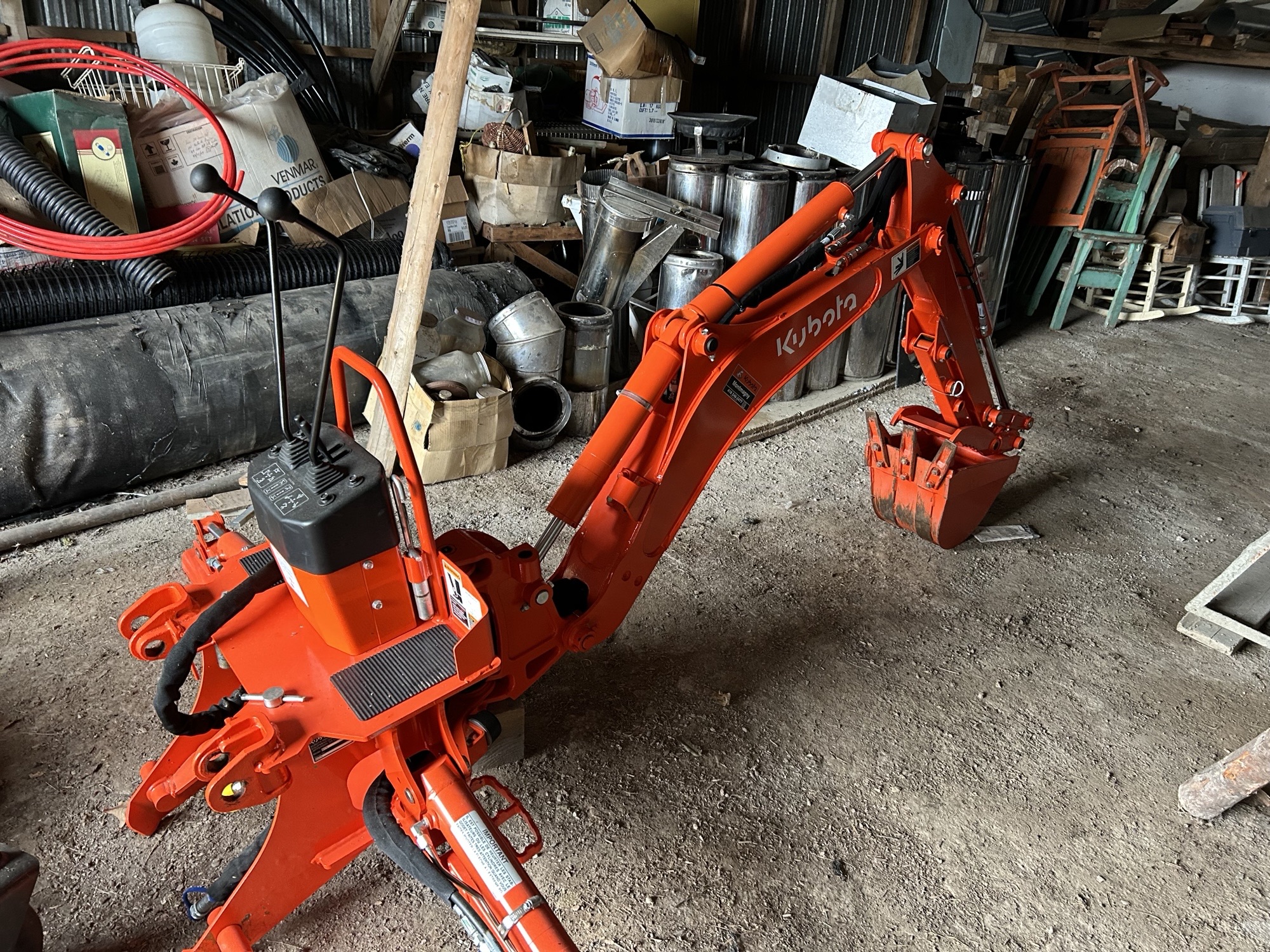 KUBOTA BH70 (ID14111)